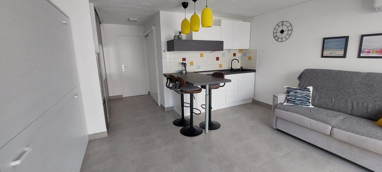 Charme Du Cap D'Agde Apartment Exterior photo