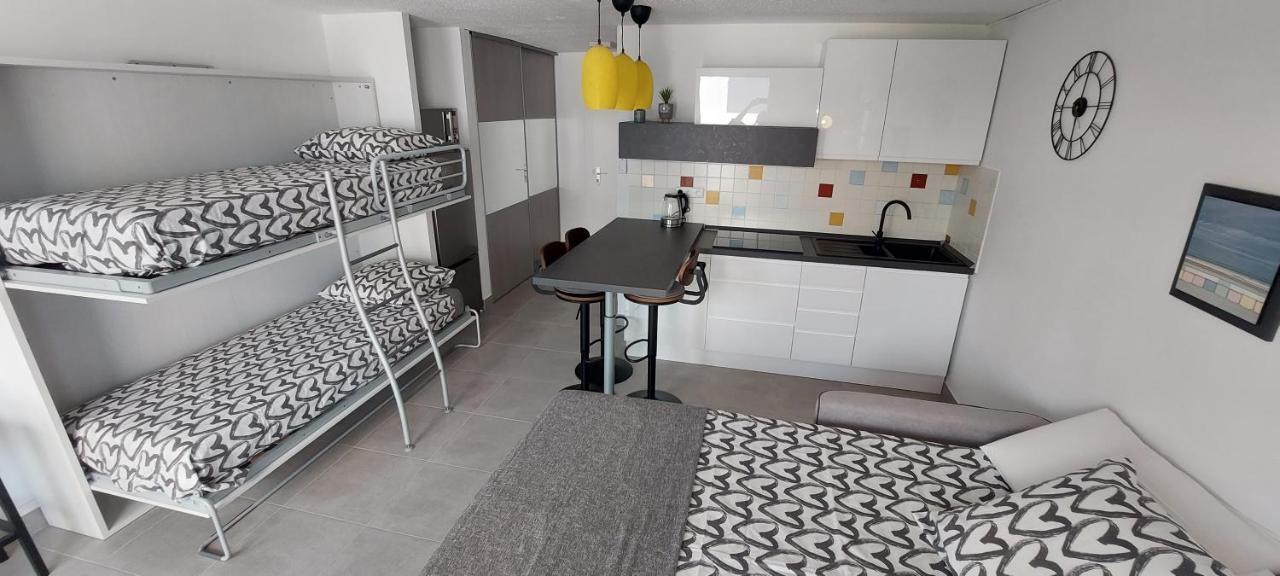 Charme Du Cap D'Agde Apartment Exterior photo