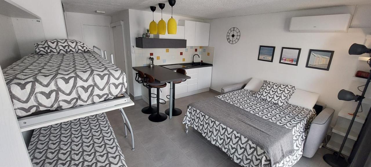 Charme Du Cap D'Agde Apartment Exterior photo